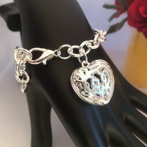 Silver 9.25 silver bracelet with heart